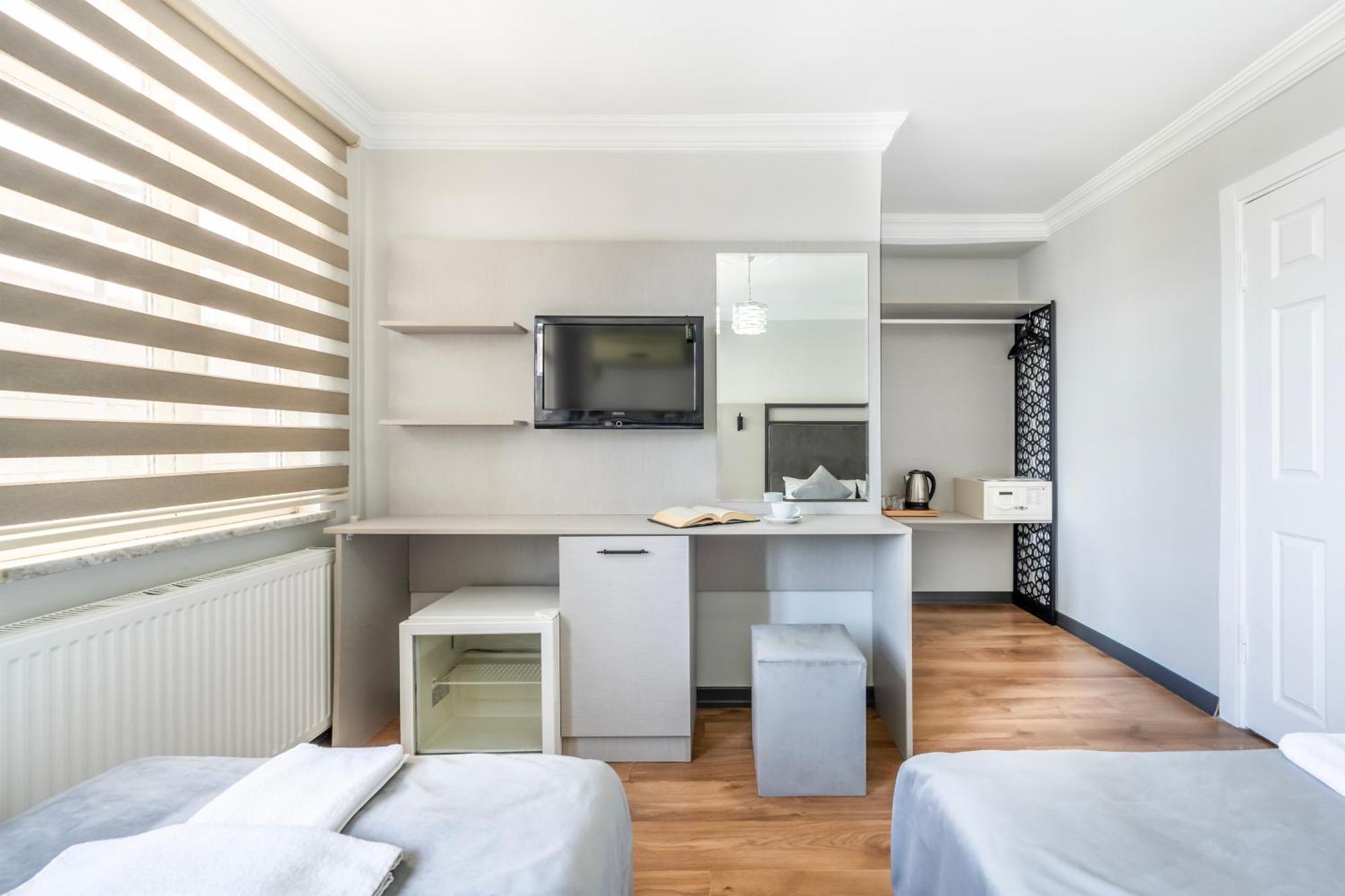 Taksim Trust Hotel Istanbul Exterior photo