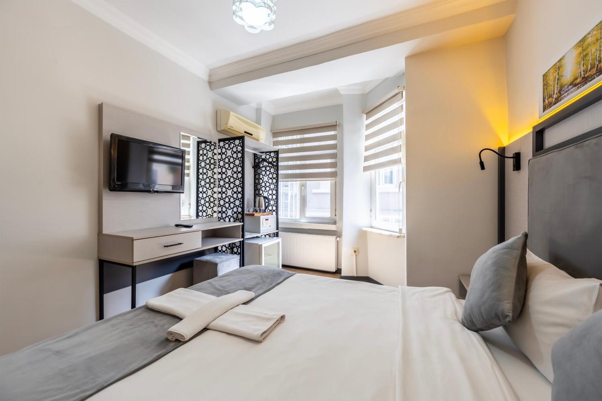 Taksim Trust Hotel Istanbul Exterior photo