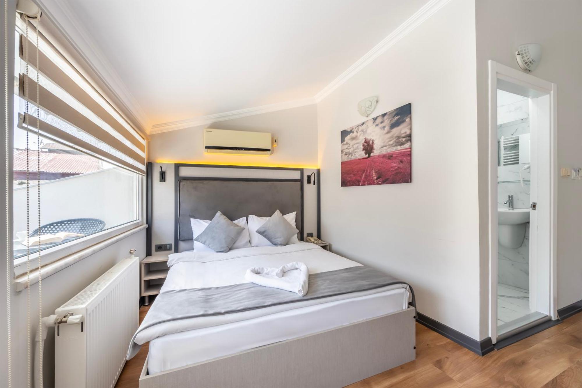 Taksim Trust Hotel Istanbul Exterior photo